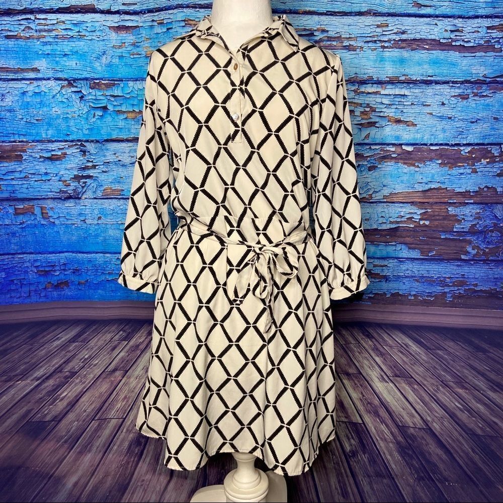 JustFab dress large wheat and black geometric dres